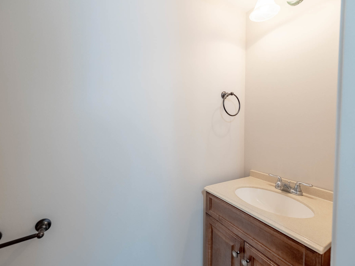 811 Serendipity Drive, Aurora, IL 60504