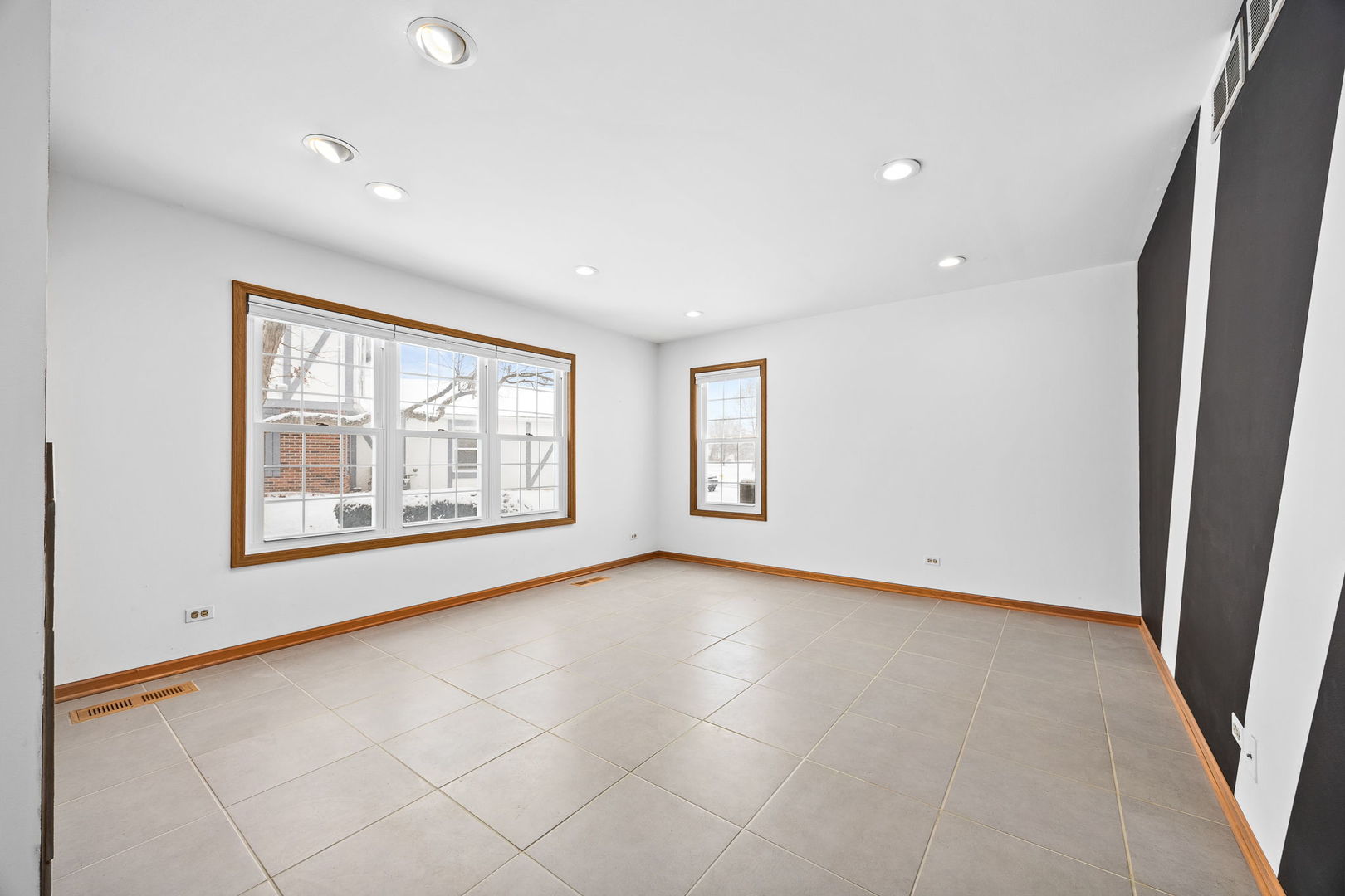 0N670 Bedford Lane #2304, Winfield, IL 60190