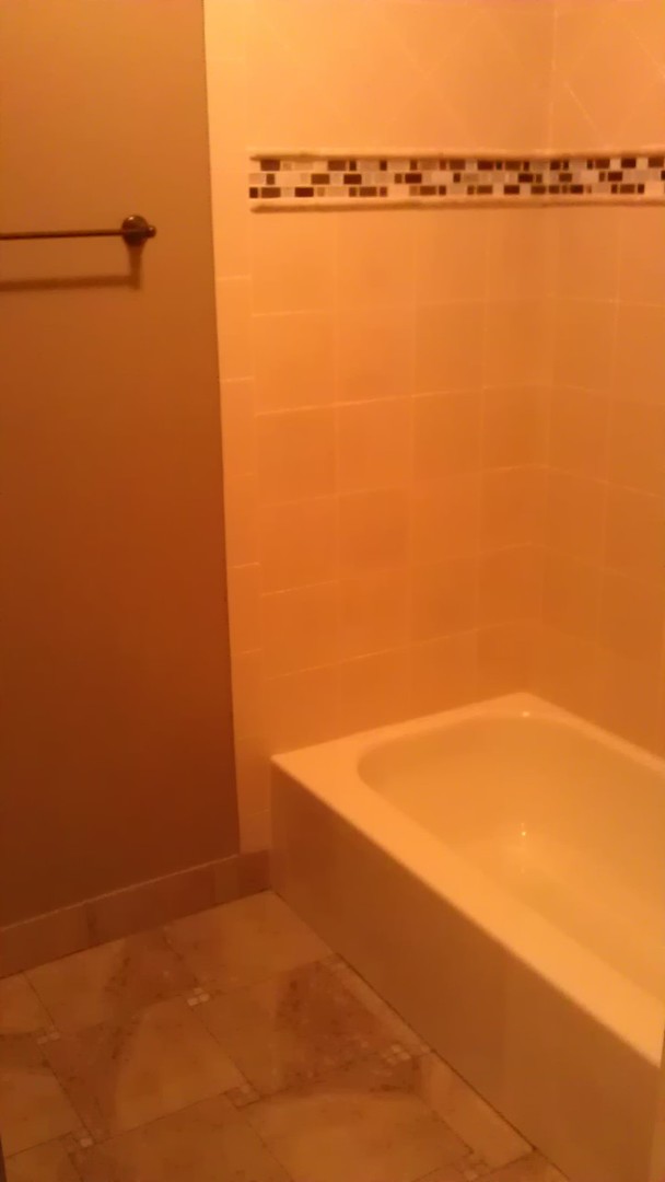 9s020 Lake Drive #10-206, Willowbrook, IL 60527