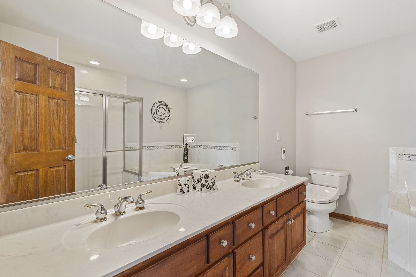 11156 Karen Drive, Orland Park, IL 60467