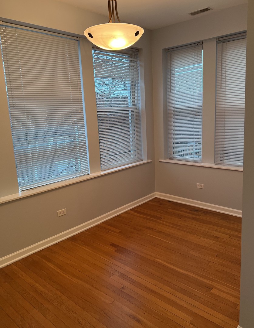 6752 S CLYDE Avenue #3, Chicago, IL 60649