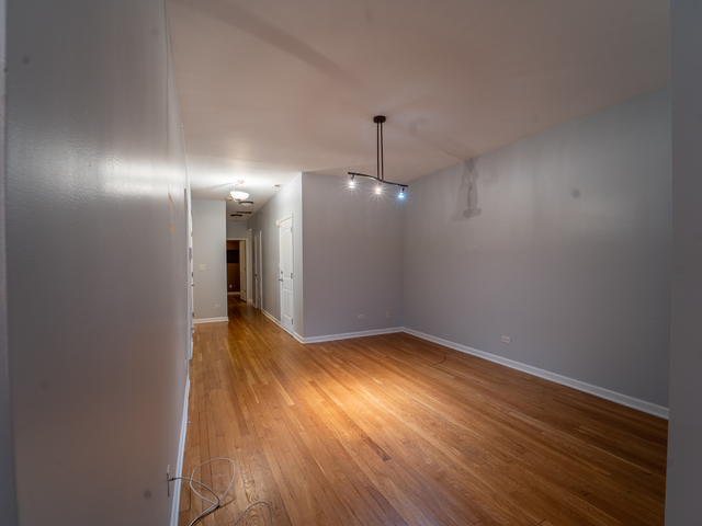 6752 S CLYDE Avenue #3, Chicago, IL 60649