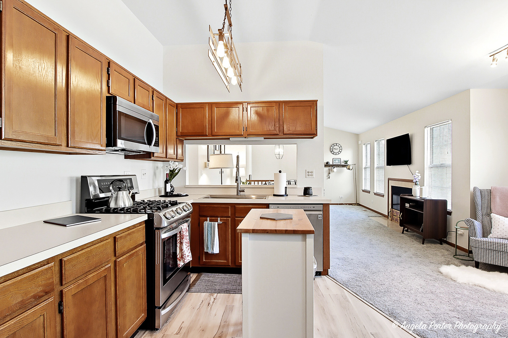 911 Ann Arbor Lane #25-3, Vernon Hills, IL 60061