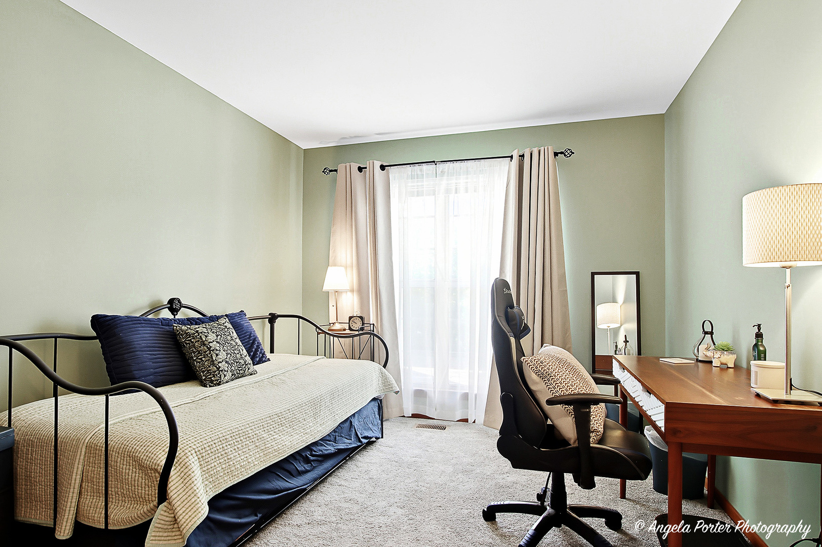 911 Ann Arbor Lane #25-3, Vernon Hills, IL 60061