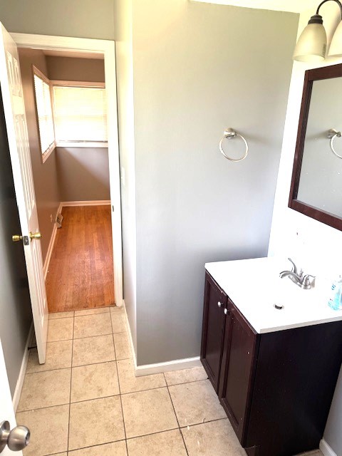 16706 Elm Street, South Holland, IL 60473