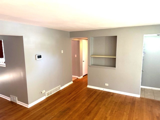 16706 Elm Street, South Holland, IL 60473