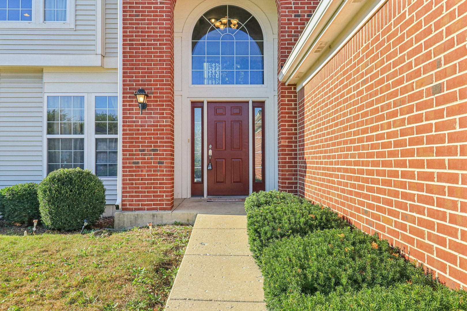 8 Forsythia Court, Bolingbrook, IL 60490