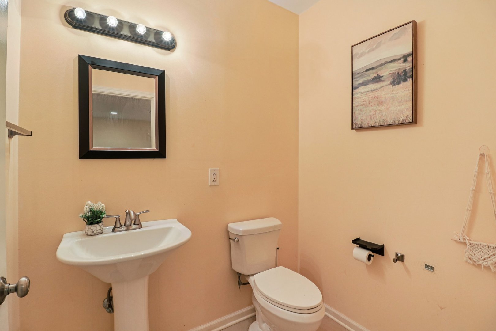 8 Forsythia Court, Bolingbrook, IL 60490