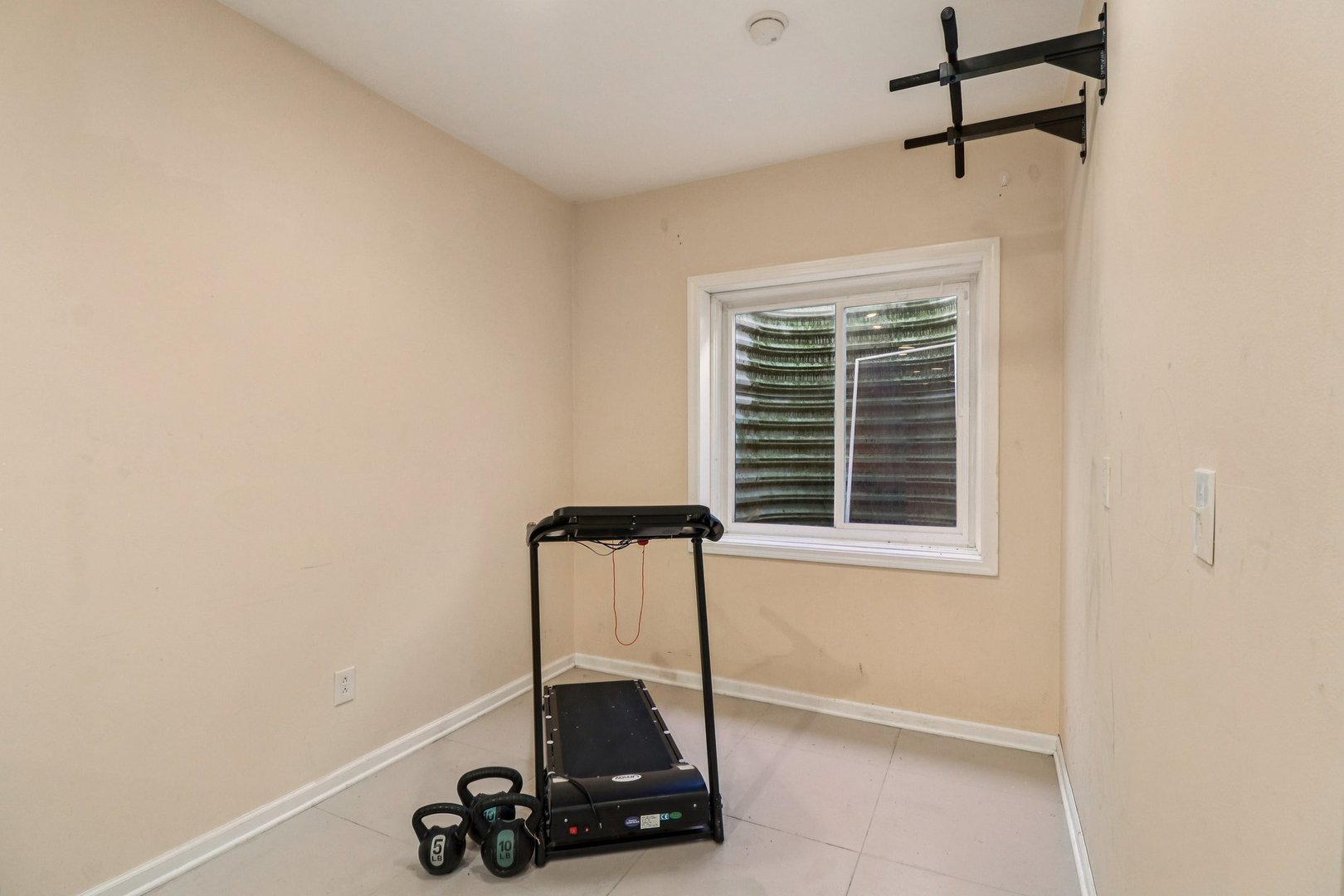 8 Forsythia Court, Bolingbrook, IL 60490