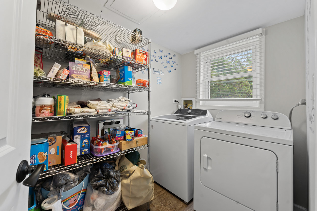 1845 Maryland Drive, Elk Grove Village, IL 60007