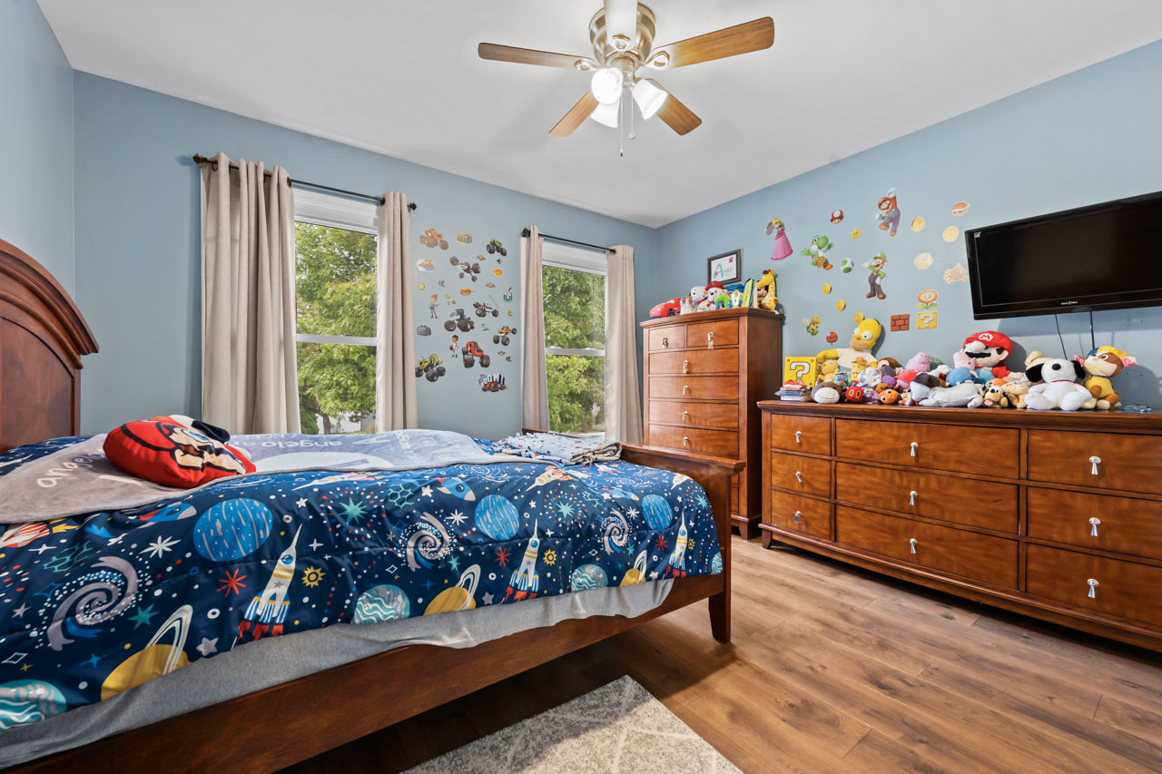 1845 Maryland Drive, Elk Grove Village, IL 60007