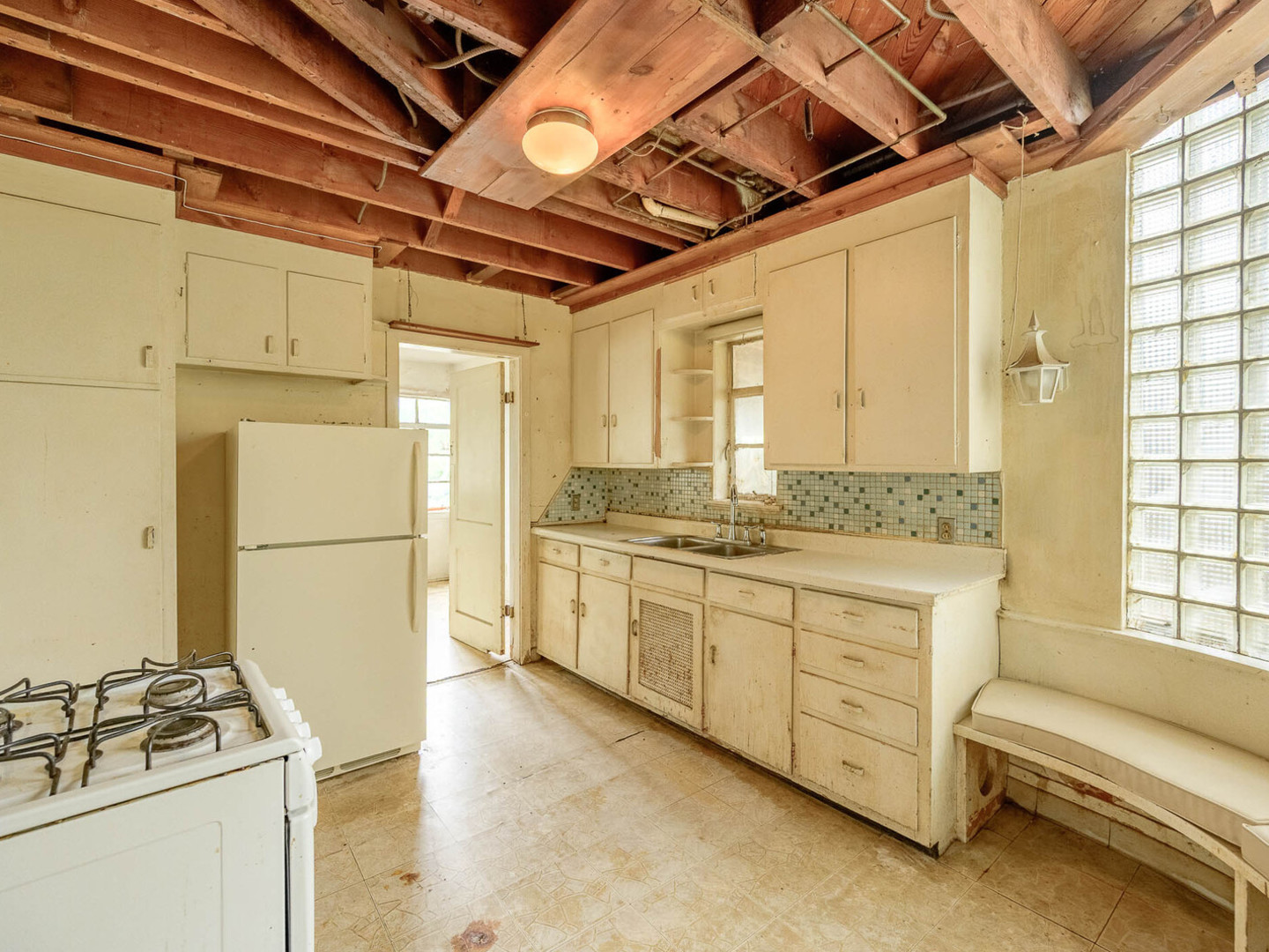 1100 Gardner Street, Joliet, IL 60433