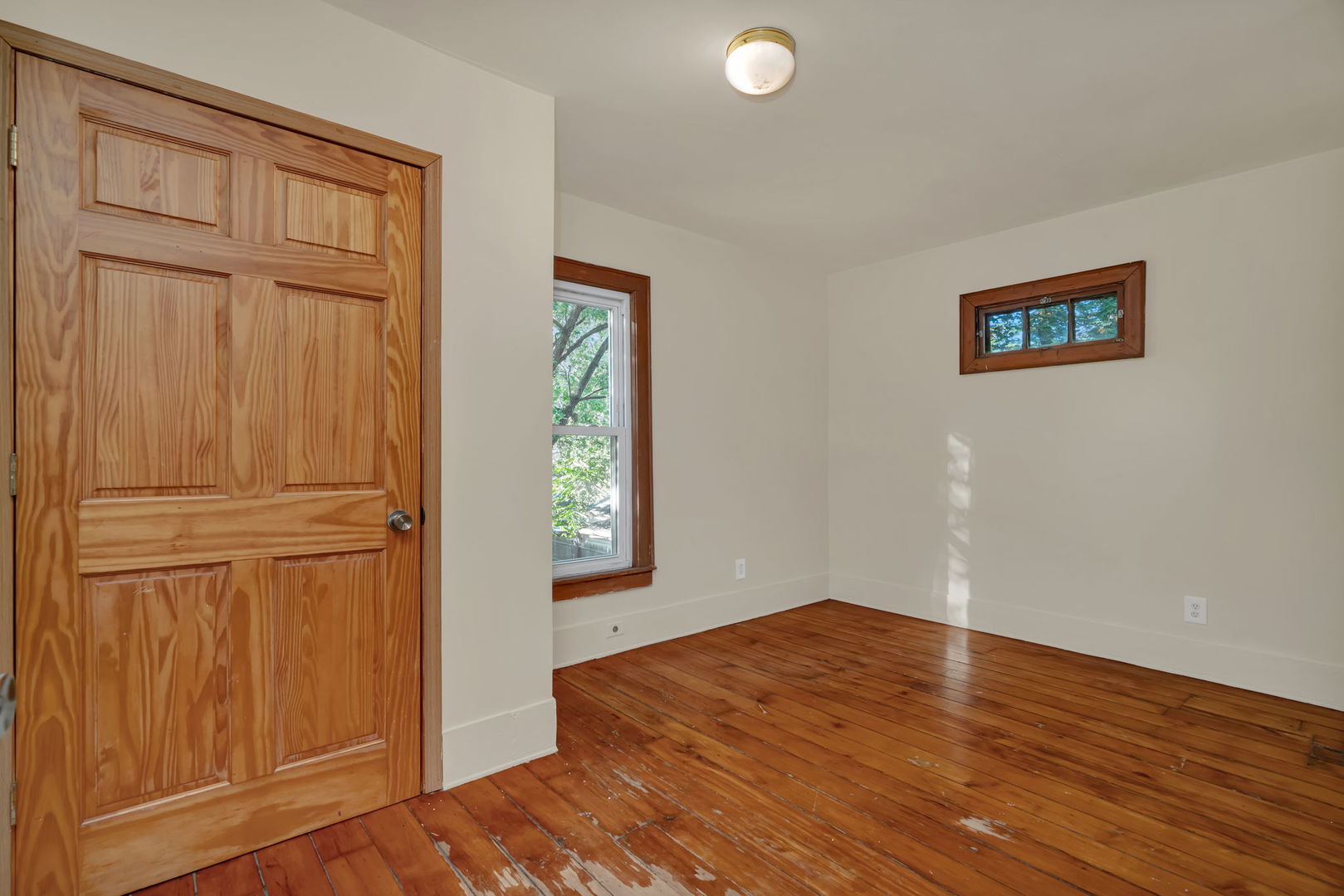 627 E Washington Street, Morris, IL 60450