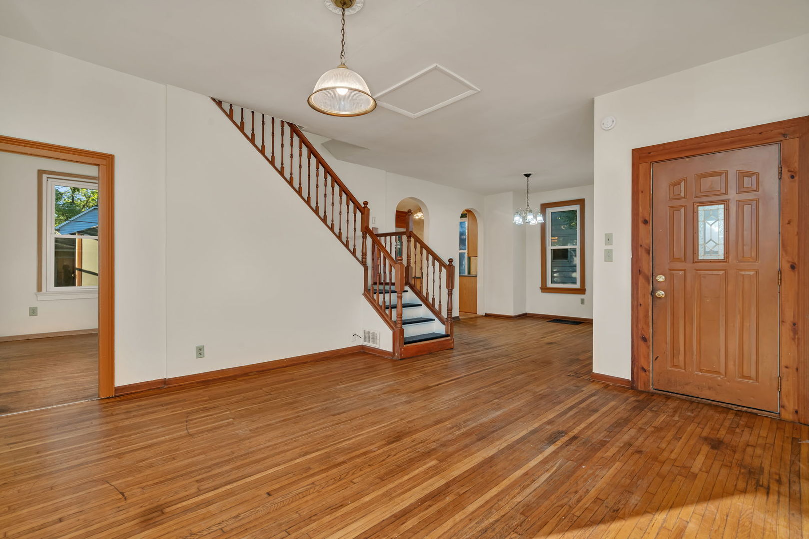 627 E Washington Street, Morris, IL 60450