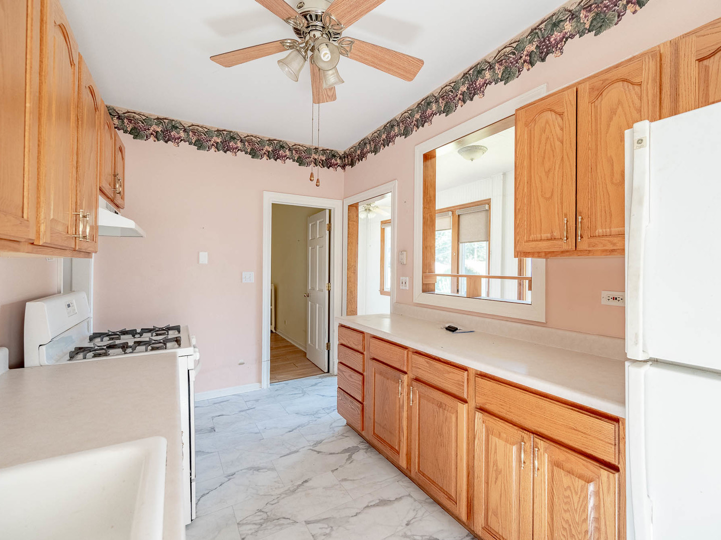 10735 S Prospect Avenue, Chicago, IL 60643