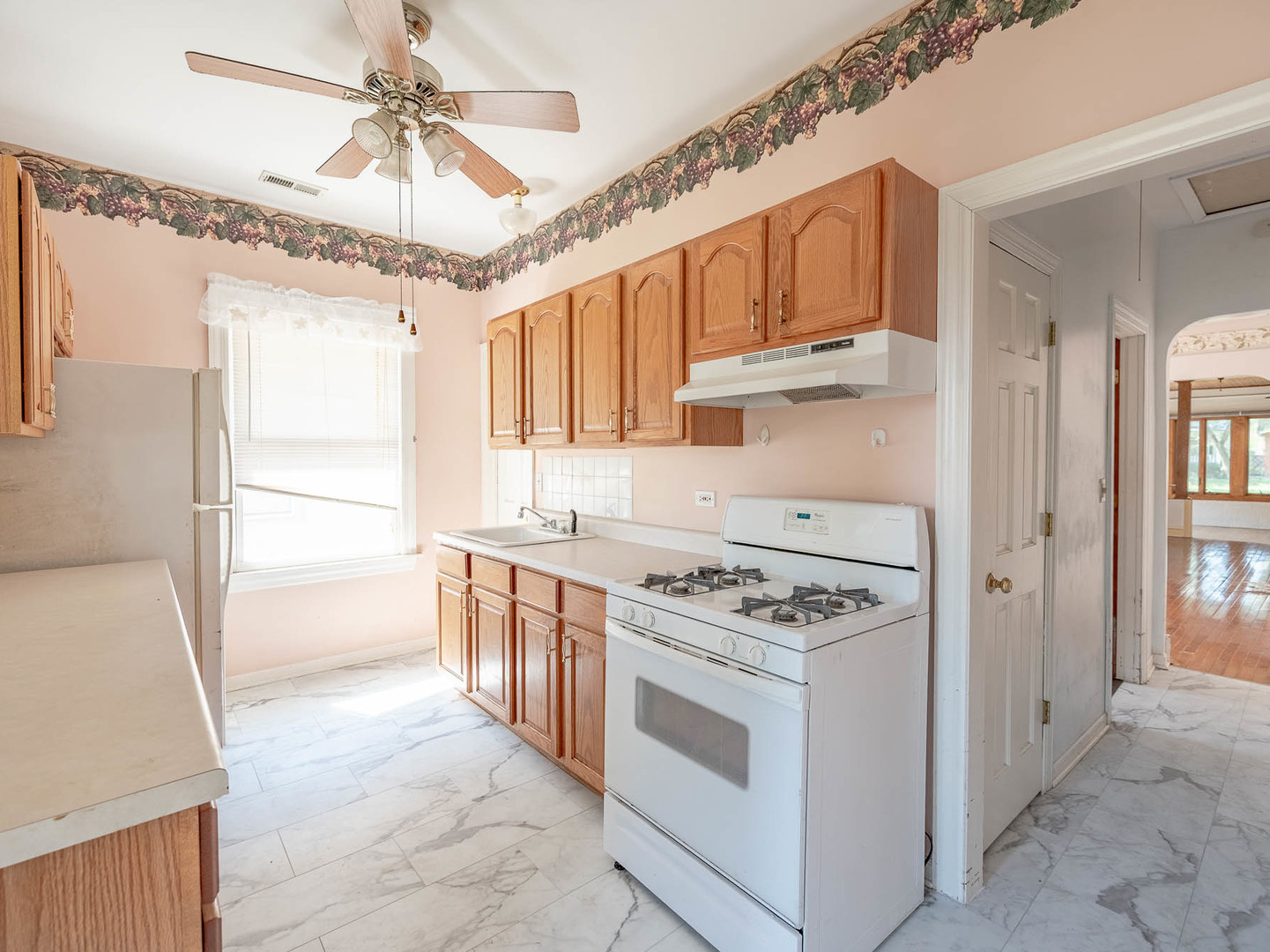 10735 S Prospect Avenue, Chicago, IL 60643