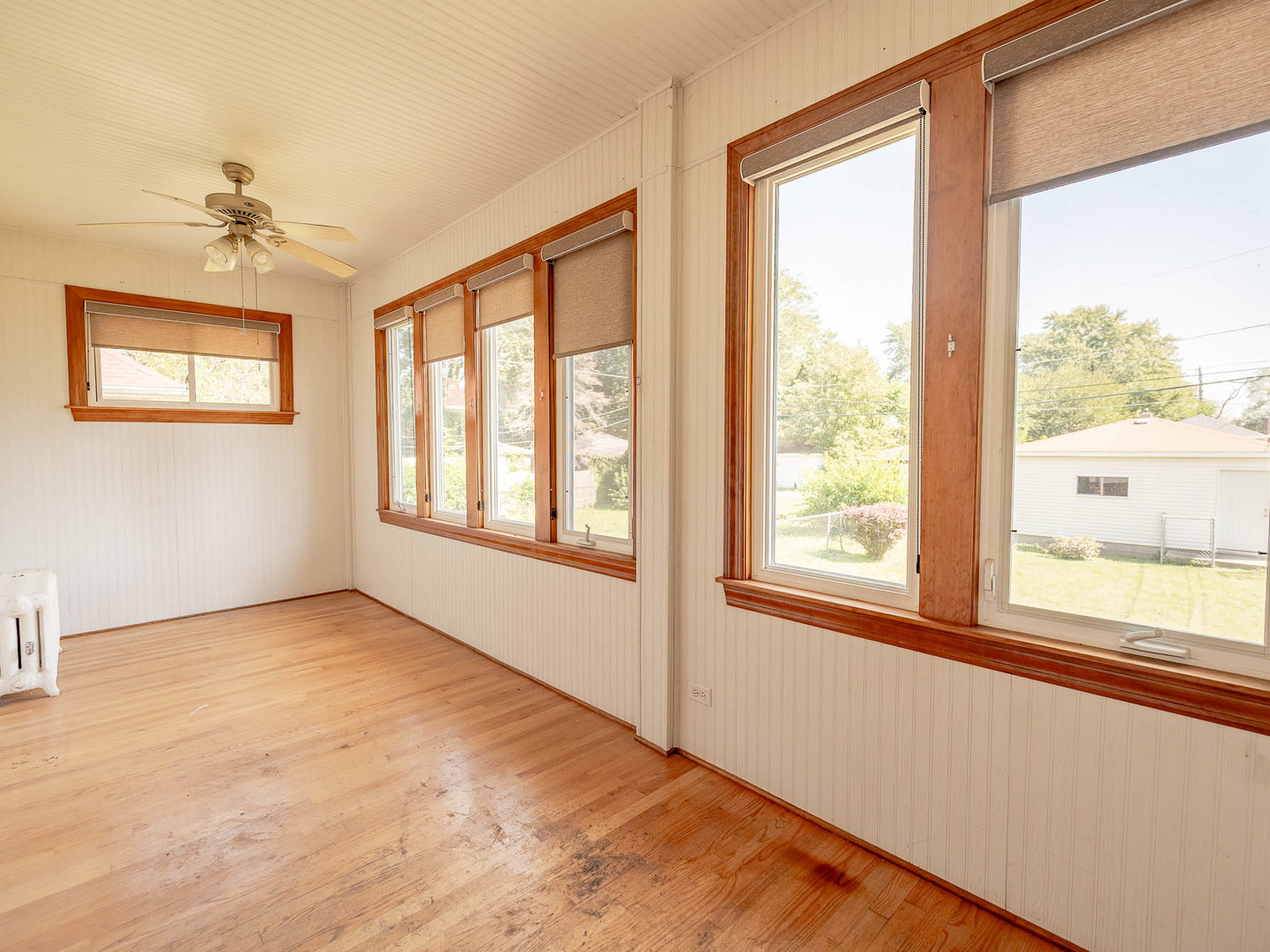 10735 S Prospect Avenue, Chicago, IL 60643