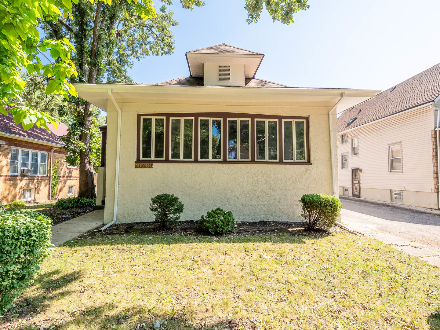 10735 S Prospect Avenue, Chicago, IL 60643