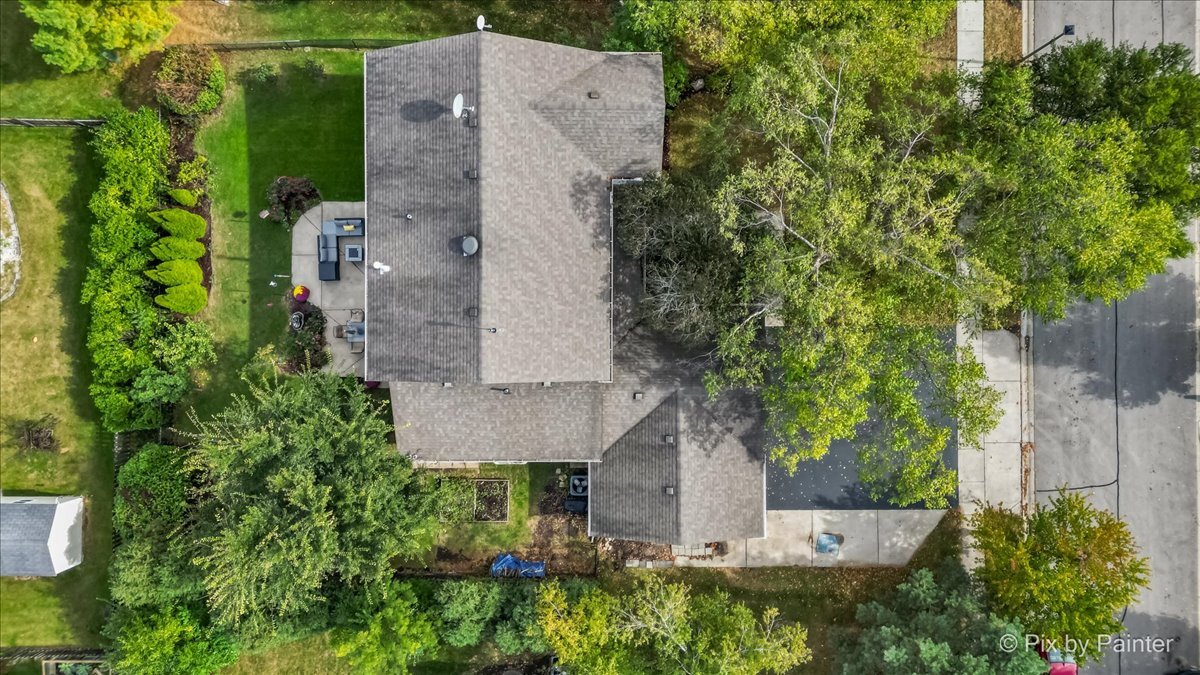 1820 Crofton Drive, Algonquin, IL 60102