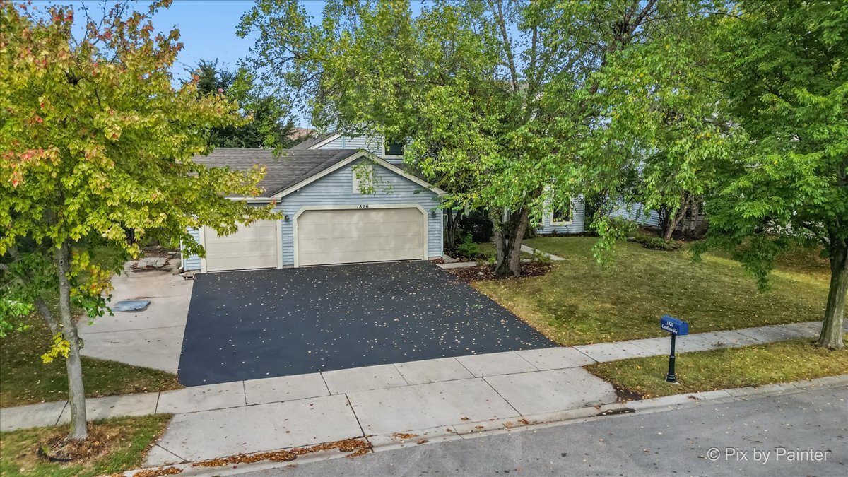 1820 Crofton Drive, Algonquin, IL 60102