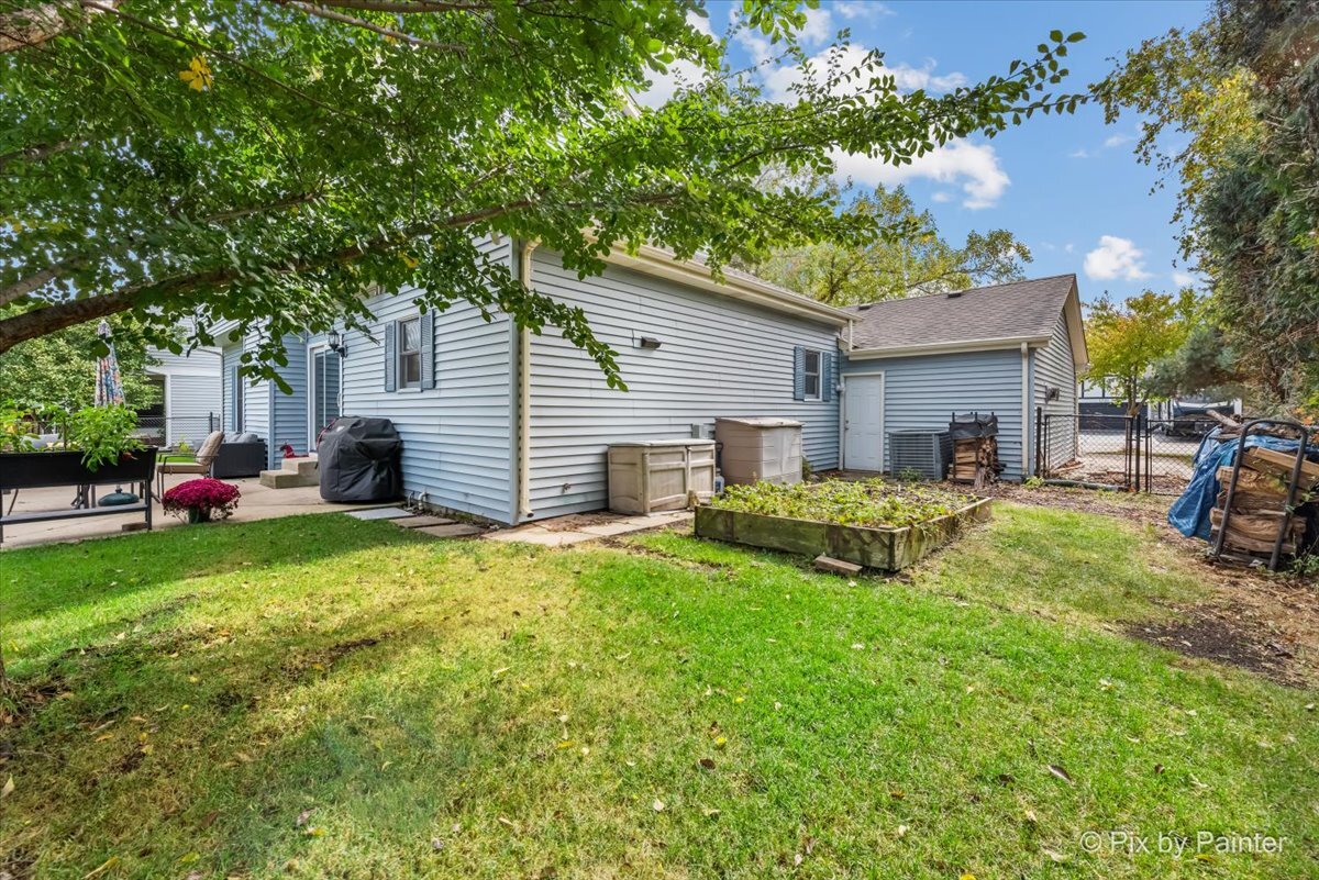 1820 Crofton Drive, Algonquin, IL 60102