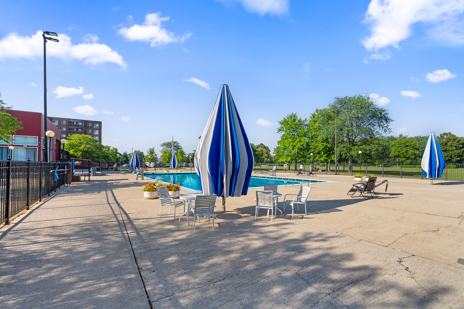 200 PARK Avenue #734, Calumet City, IL 60409