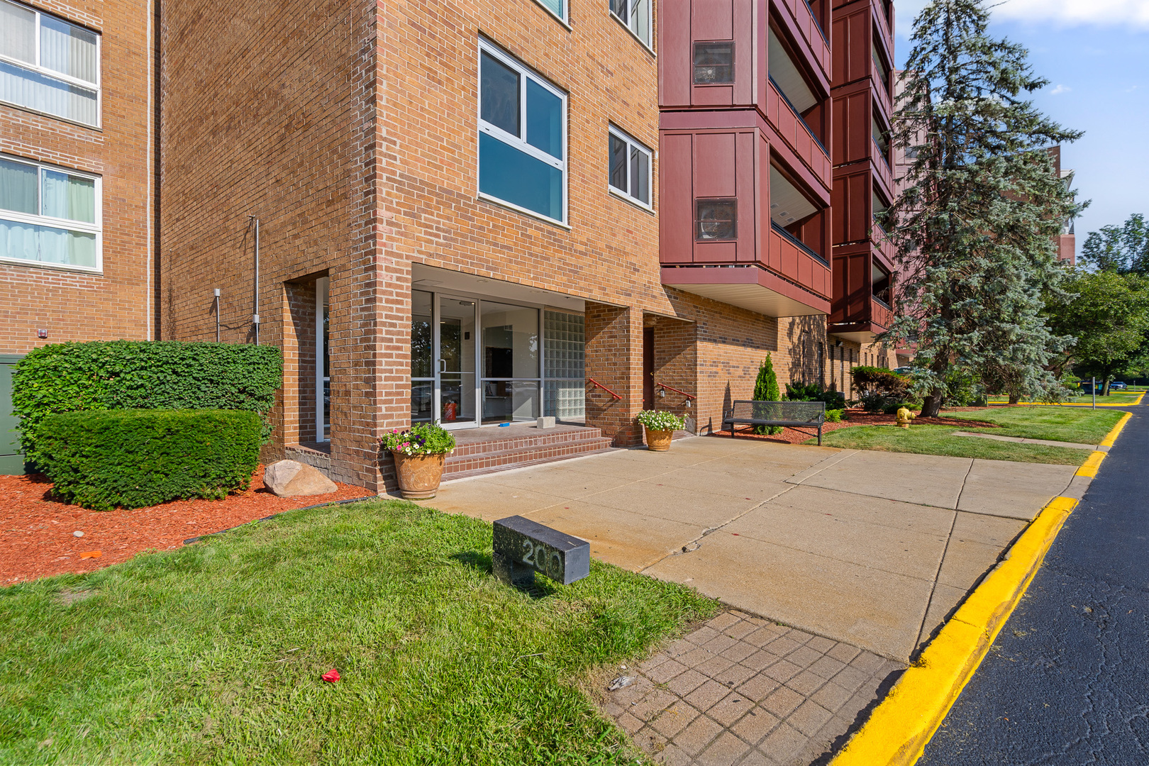 200 PARK Avenue #734, Calumet City, IL 60409