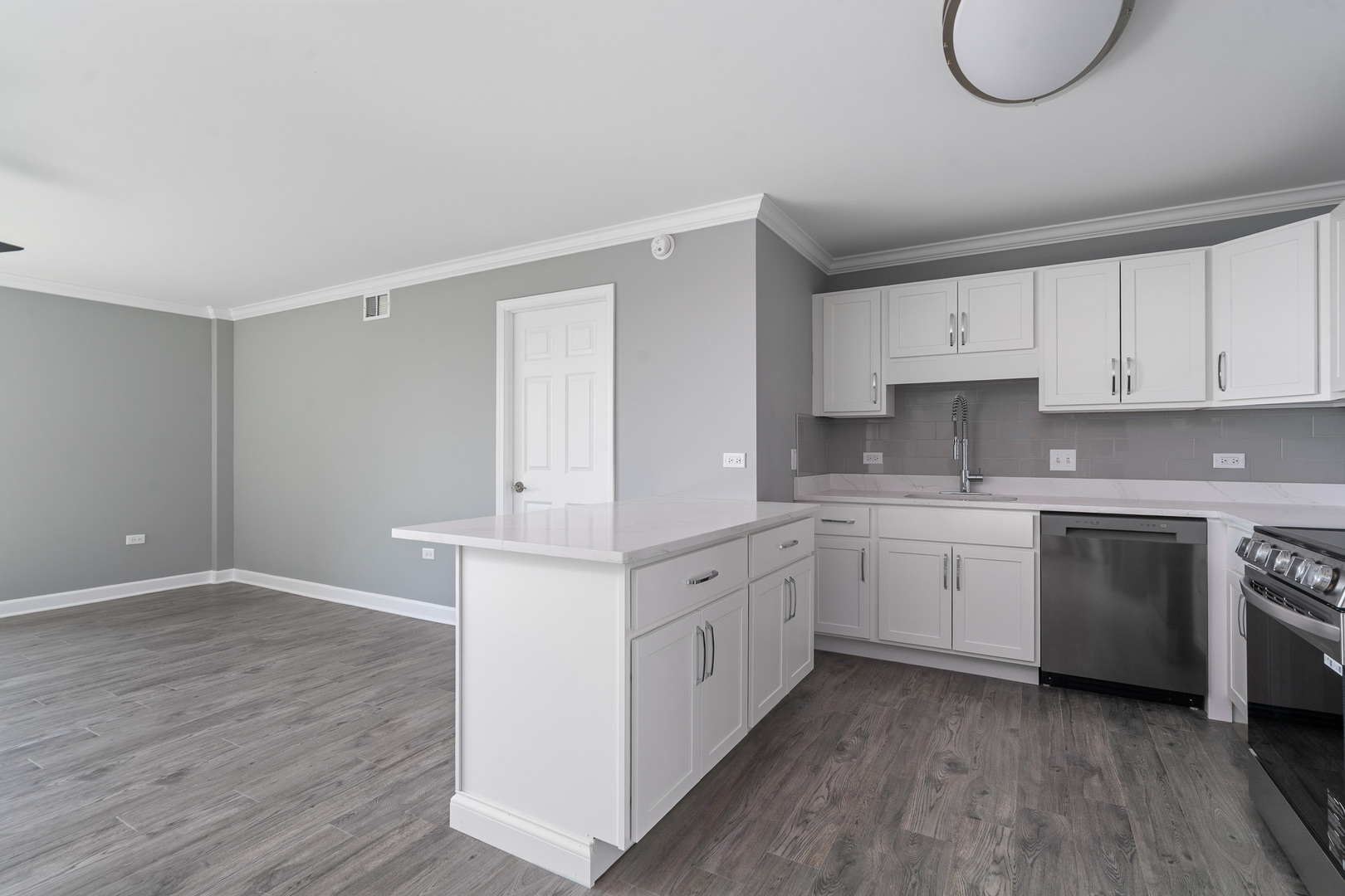 200 PARK Avenue #734, Calumet City, IL 60409