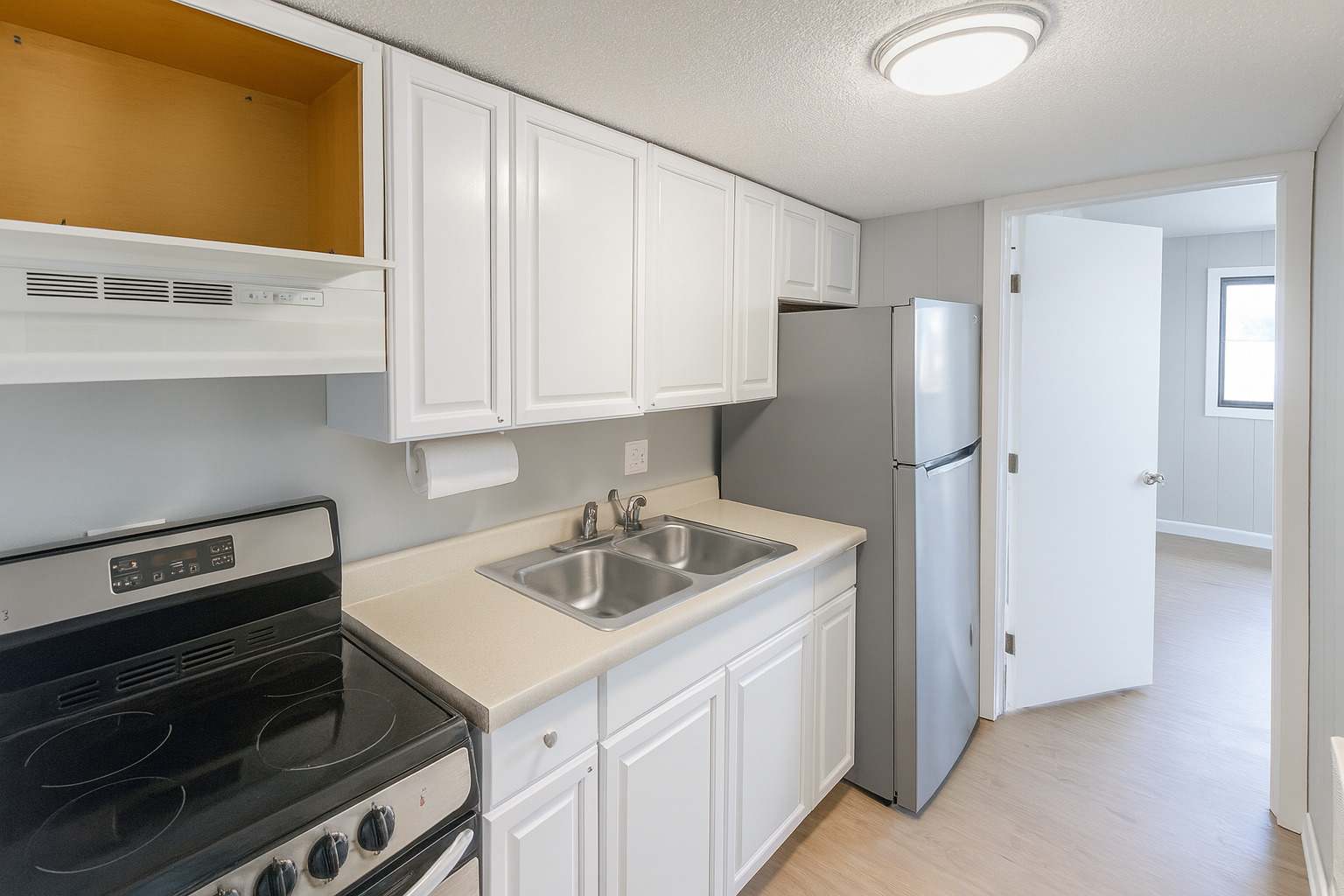 420 W Washington Avenue #420A, Lake Bluff, IL 60044