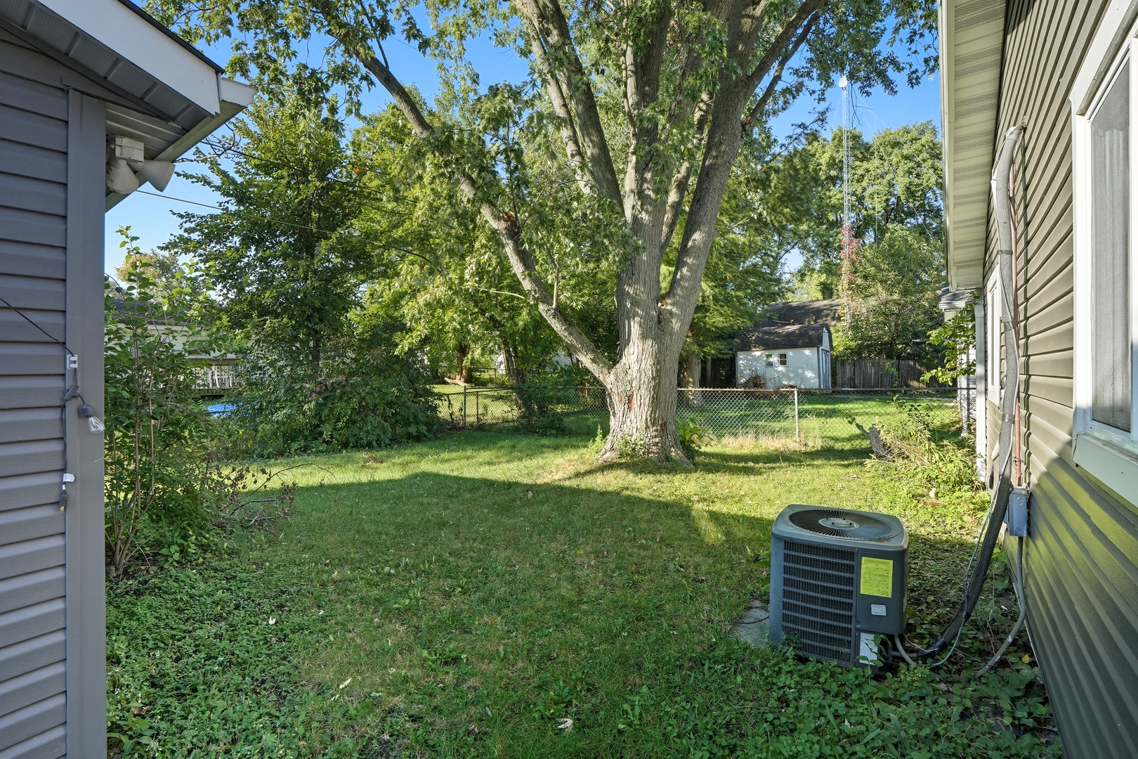 515 W Auburn Lane, Crete, IL 60417