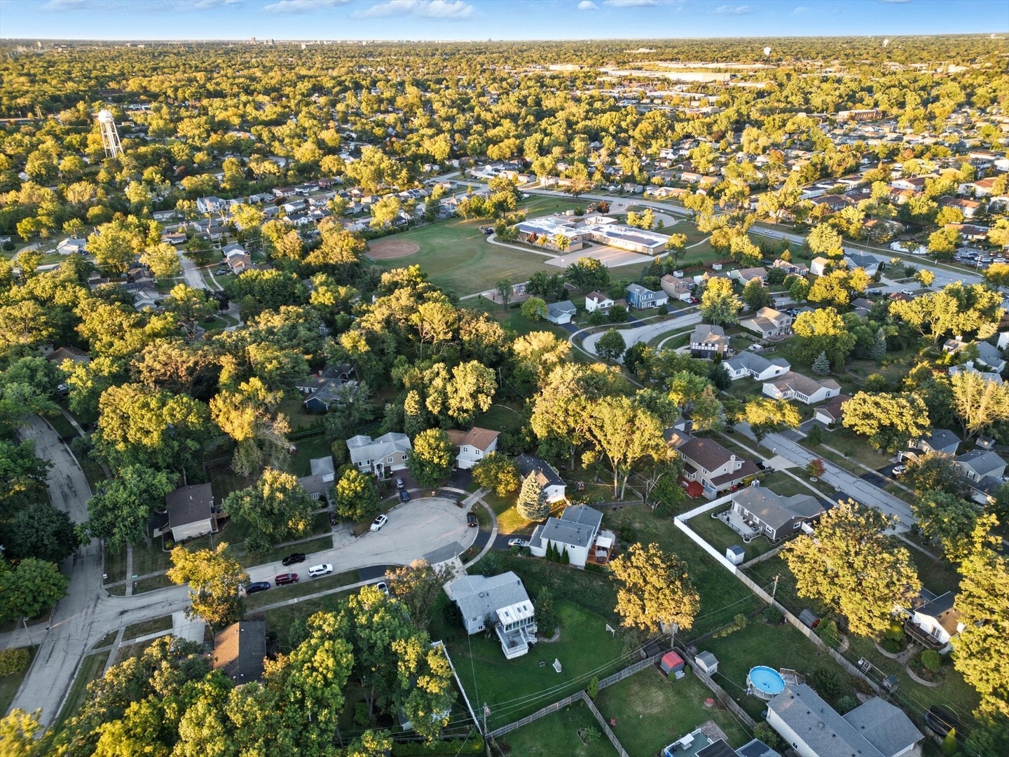 3 Oakview Court, Woodridge, IL 60517