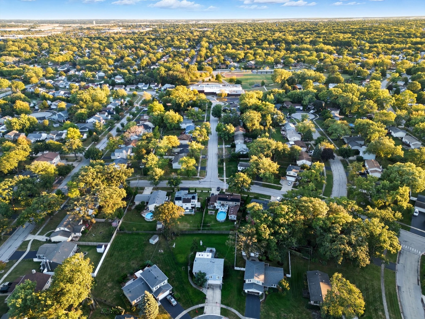 3 Oakview Court, Woodridge, IL 60517