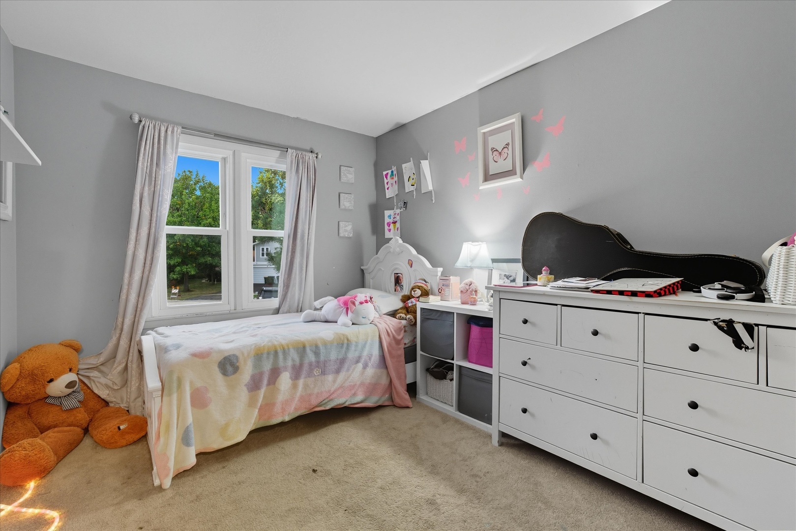 3 Oakview Court, Woodridge, IL 60517