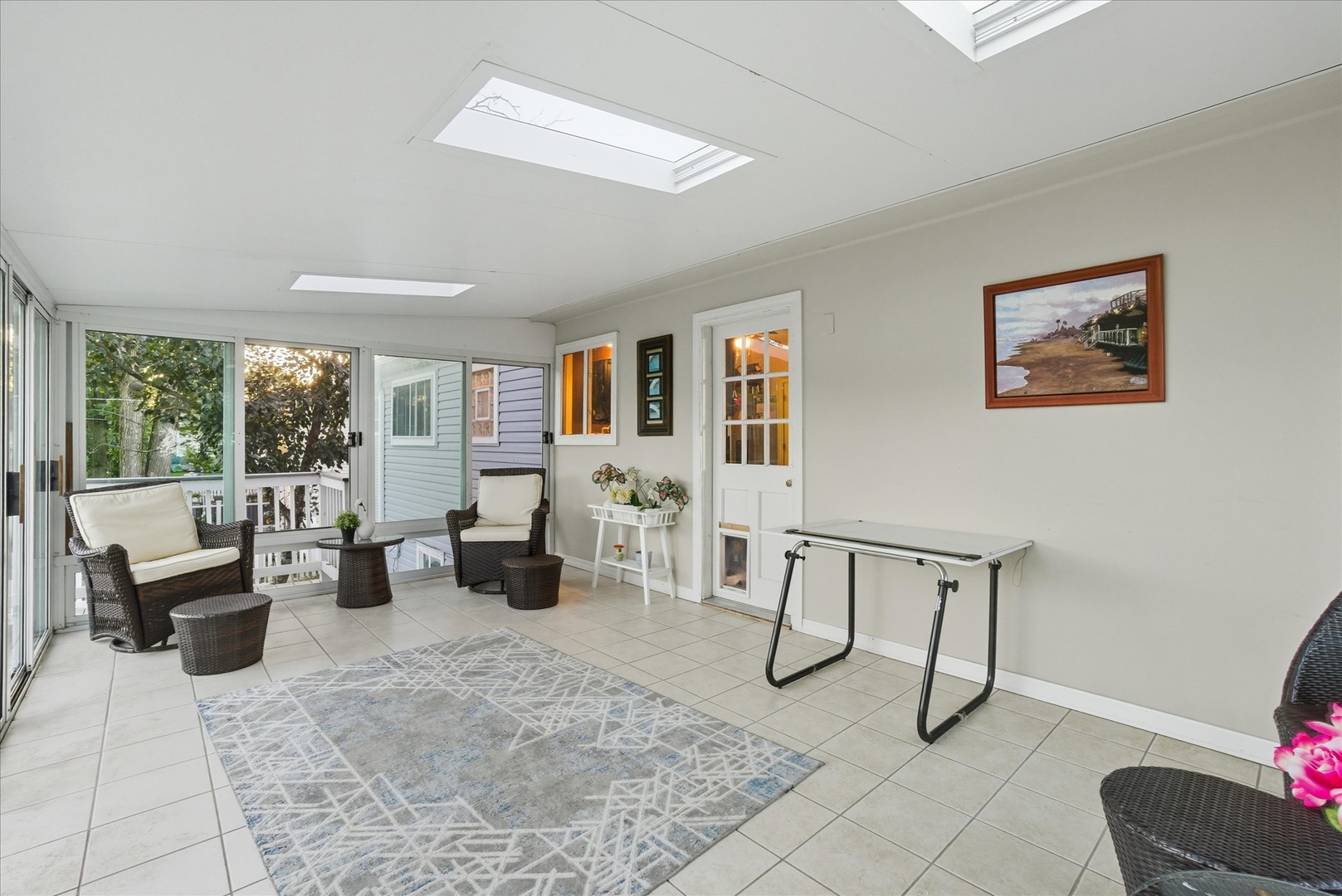 3 Oakview Court, Woodridge, IL 60517