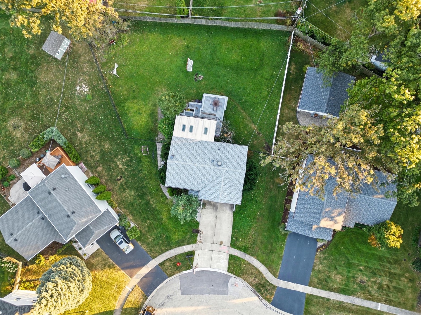 3 Oakview Court, Woodridge, IL 60517