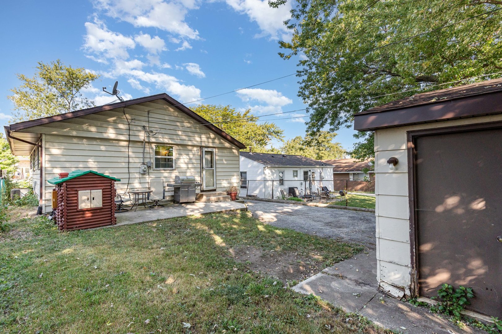 16753 91st Avenue, Orland Hills, IL 60487