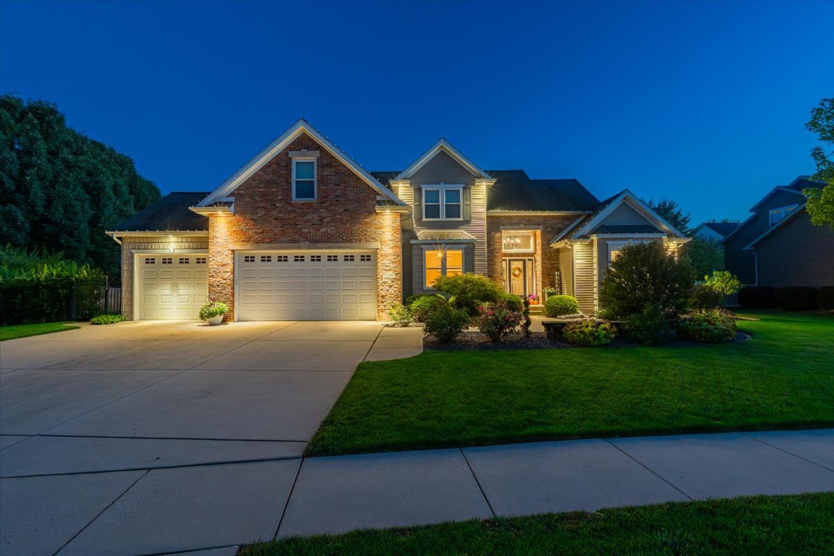 3709 Rave Road, Bloomington, IL 61704