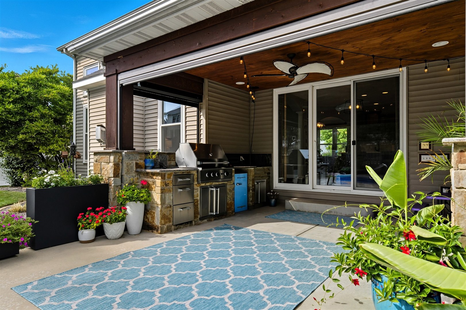 3709 Rave Road, Bloomington, IL 61704