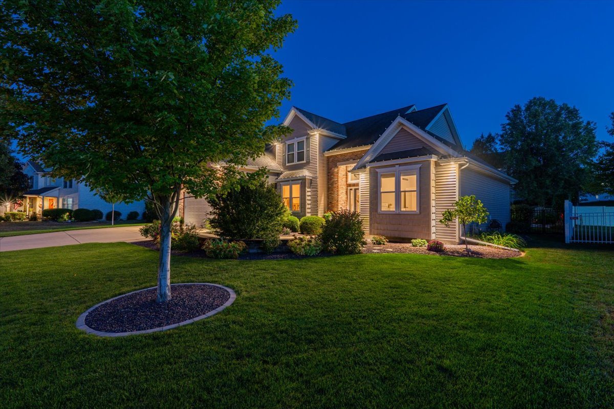 3709 Rave Road, Bloomington, IL 61704