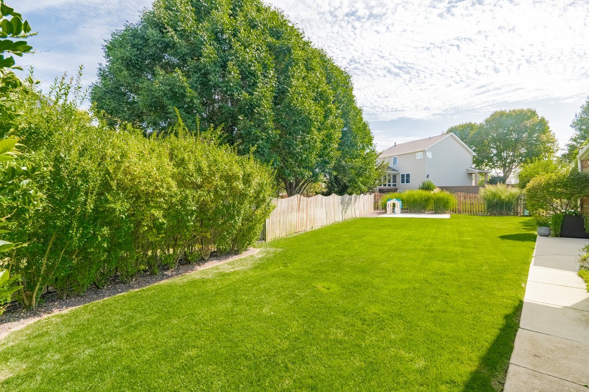 3709 Rave Road, Bloomington, IL 61704