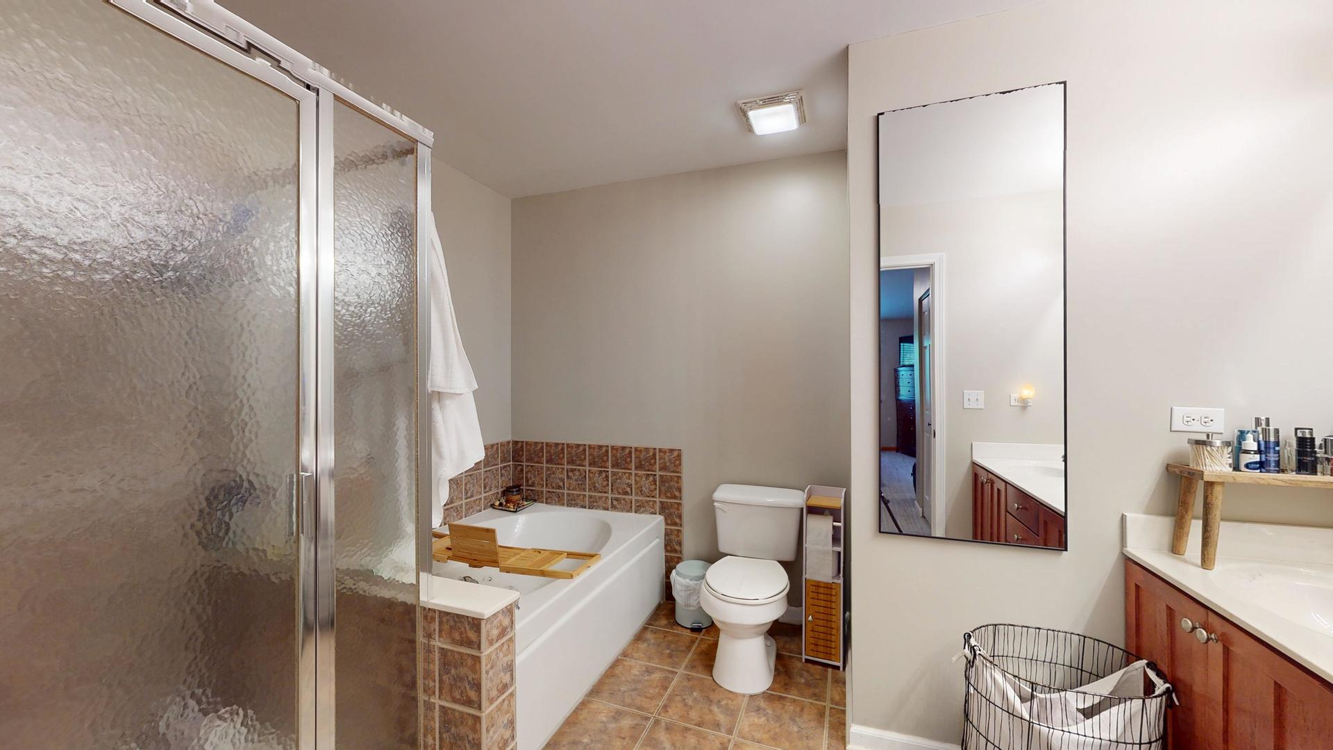 113 Samuel Court, Streamwood, IL 60107