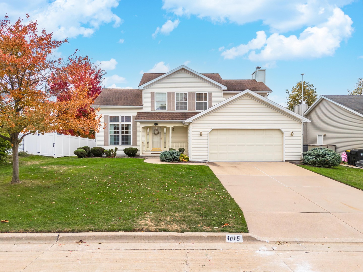 1015 Sawgrass Drive, Normal, IL 61761