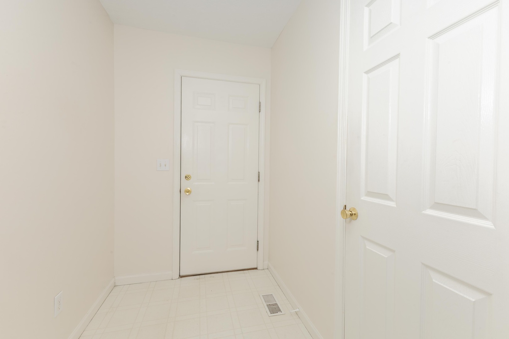 1015 Sawgrass Drive, Normal, IL 61761