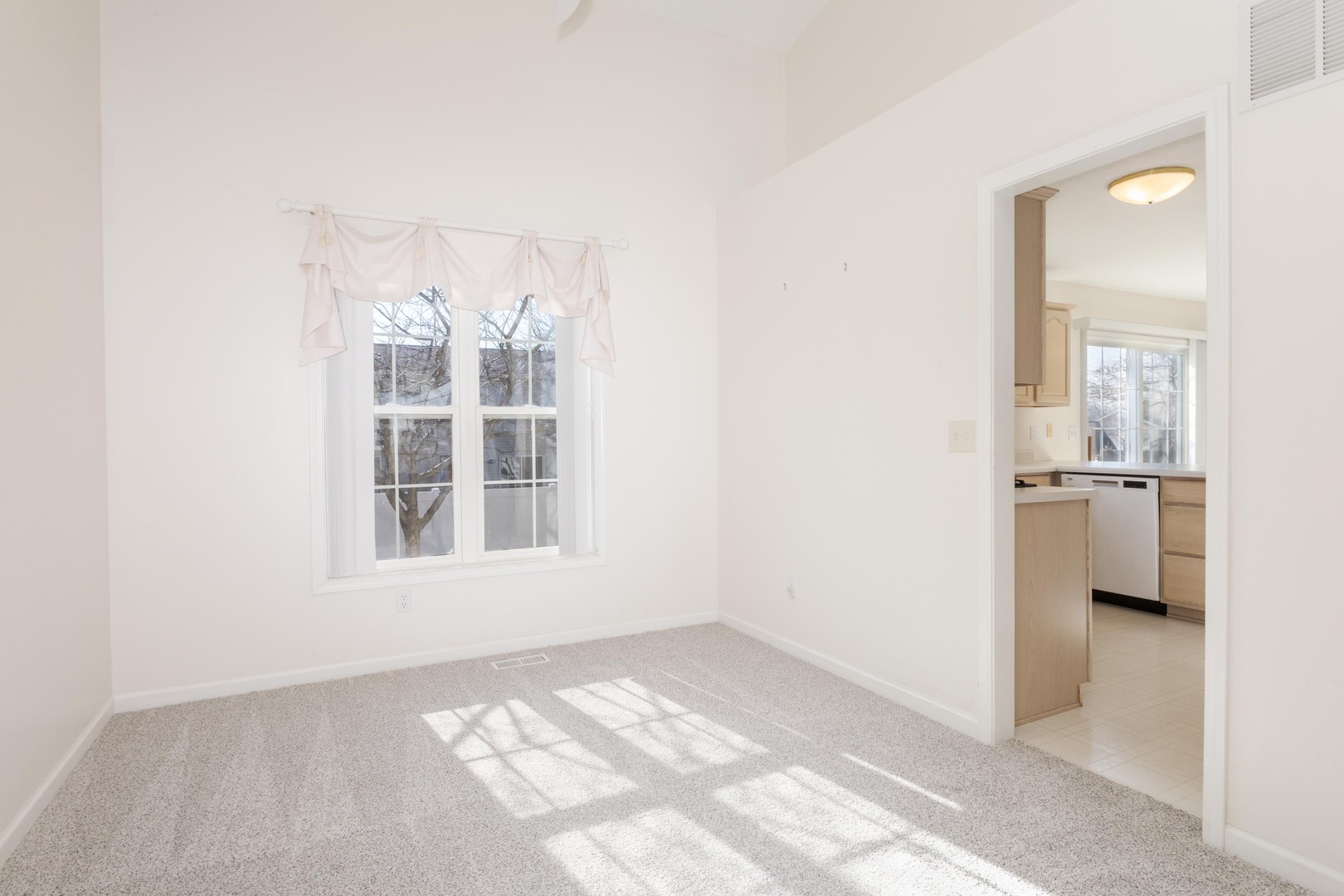 1015 Sawgrass Drive, Normal, IL 61761