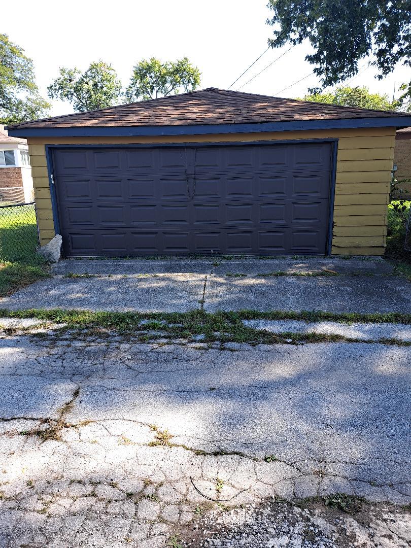 14320 Dobson Avenue, Dolton, IL 60419