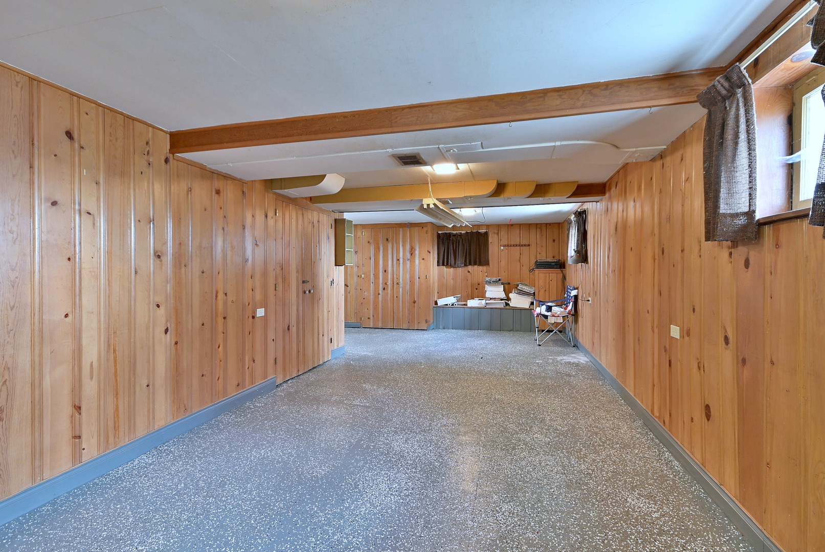 322 S WALNUT Street, Bensenville, IL 60106