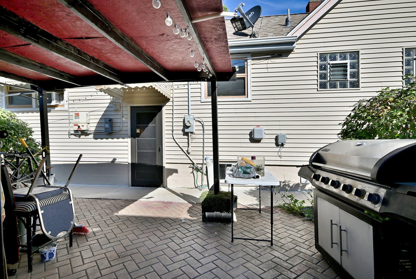 322 S WALNUT Street, Bensenville, IL 60106