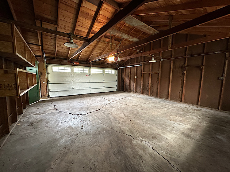 1N100 Harriet Street, Wheaton, IL 60187