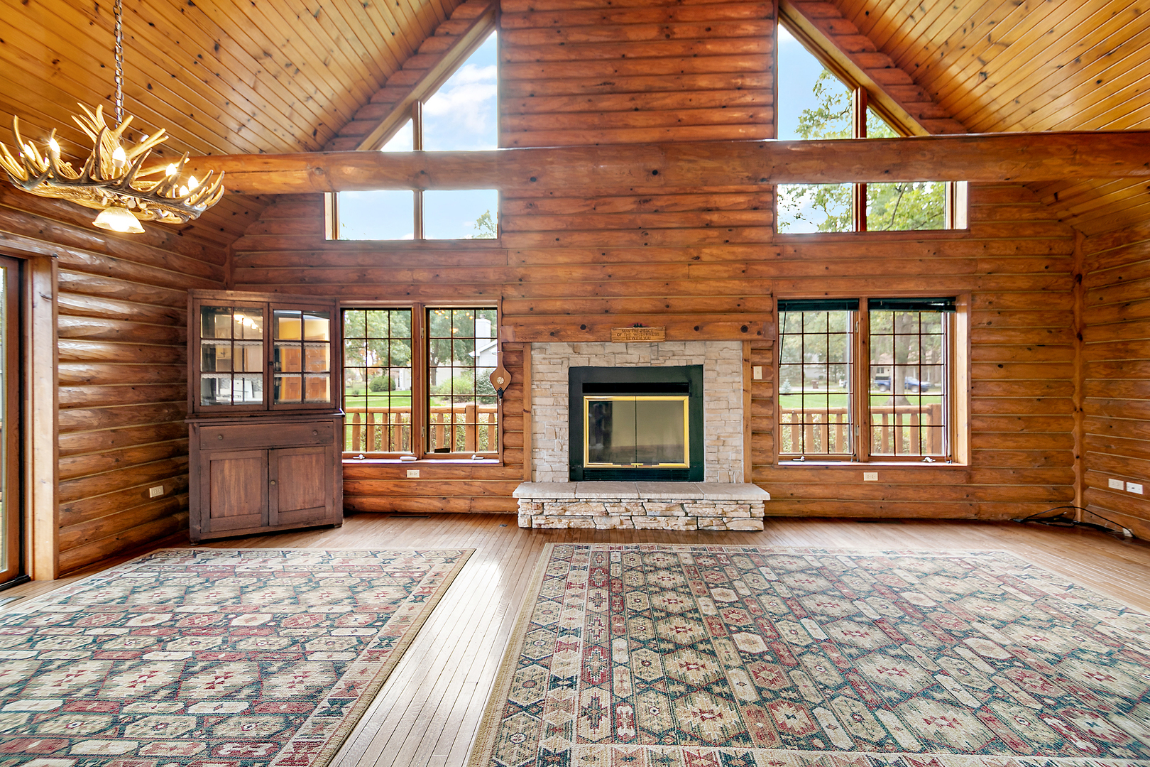 3527 S Wayne Avenue, St. Anne, IL 60964