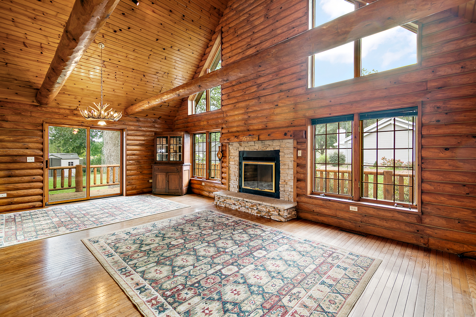 3527 S Wayne Avenue, St. Anne, IL 60964